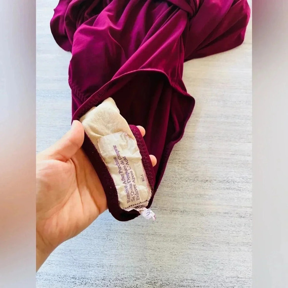 Free People Norma Kamali Diana Mini Dress in Plum Size Small NWOT $195 - Picture 4 of 11